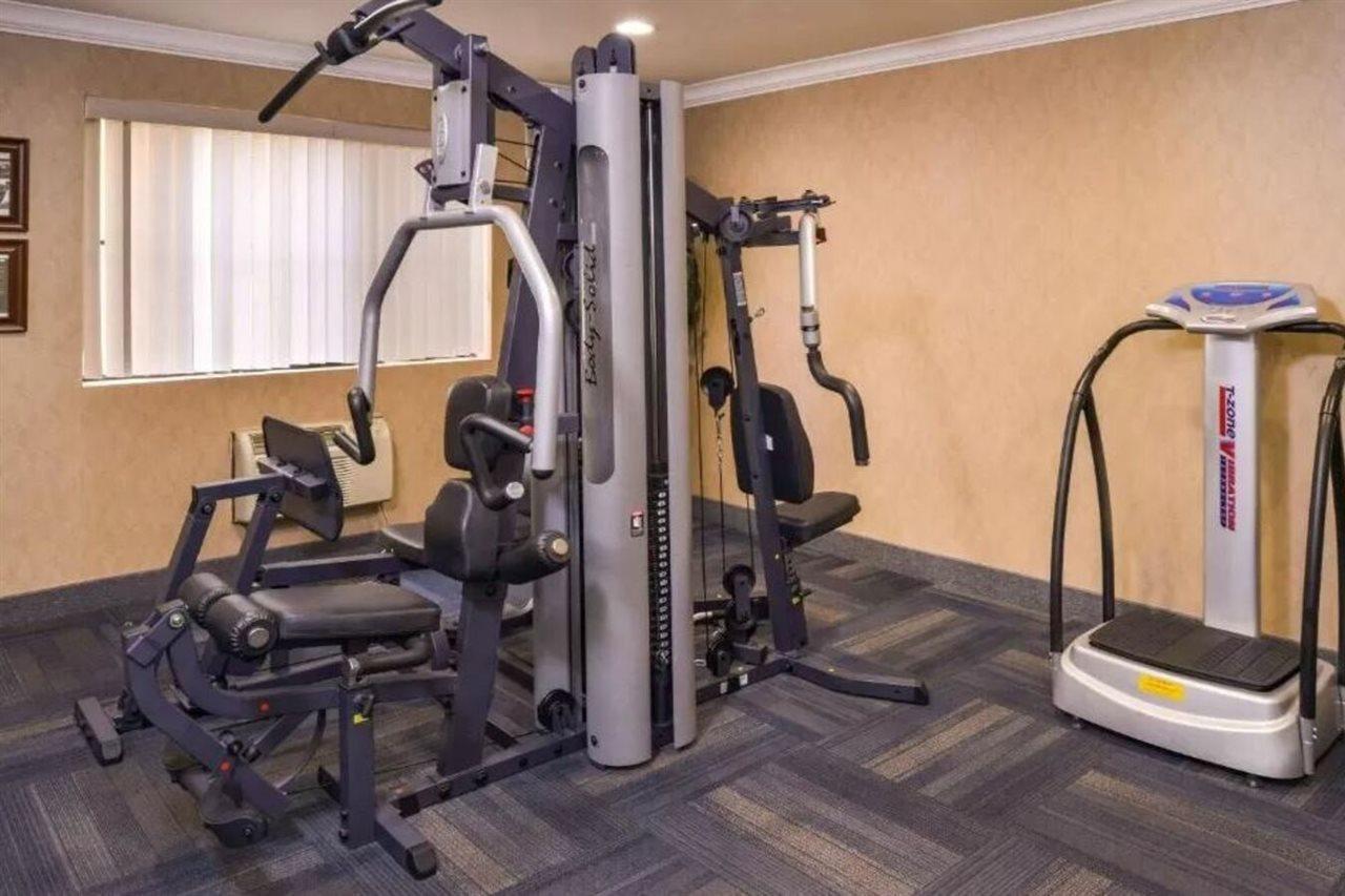 Quality Inn & Suites Walnut - City Of Industry Ngoại thất bức ảnh