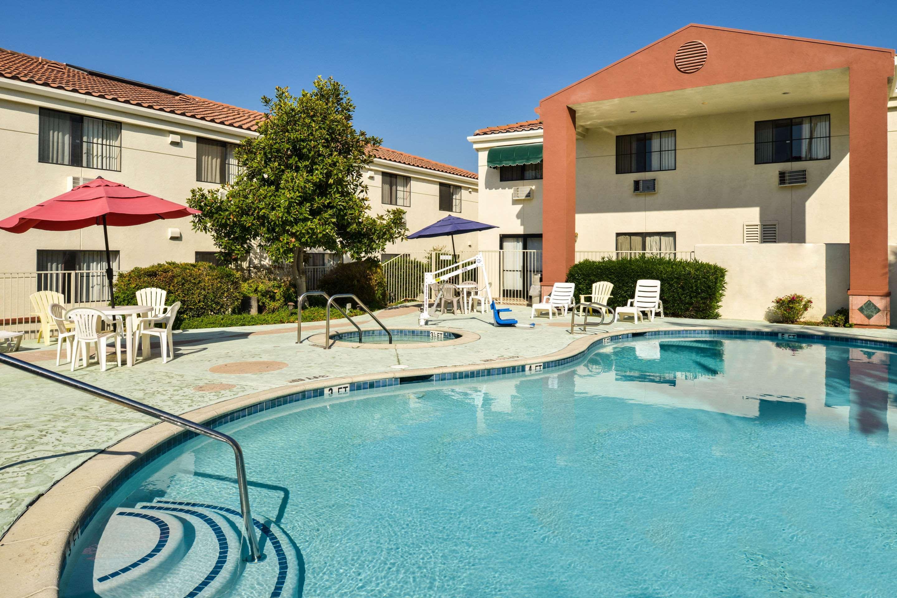 Quality Inn & Suites Walnut - City Of Industry Ngoại thất bức ảnh
