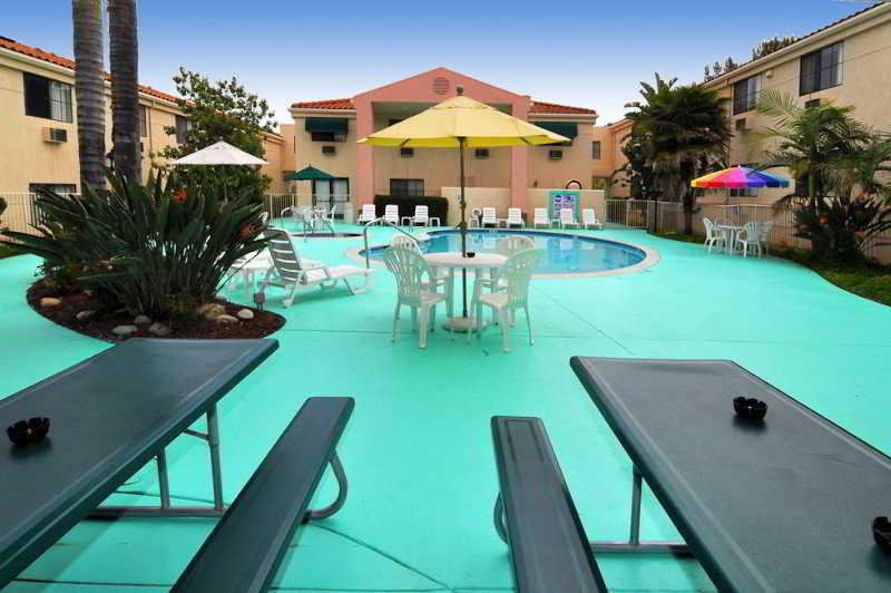 Quality Inn & Suites Walnut - City Of Industry Ngoại thất bức ảnh