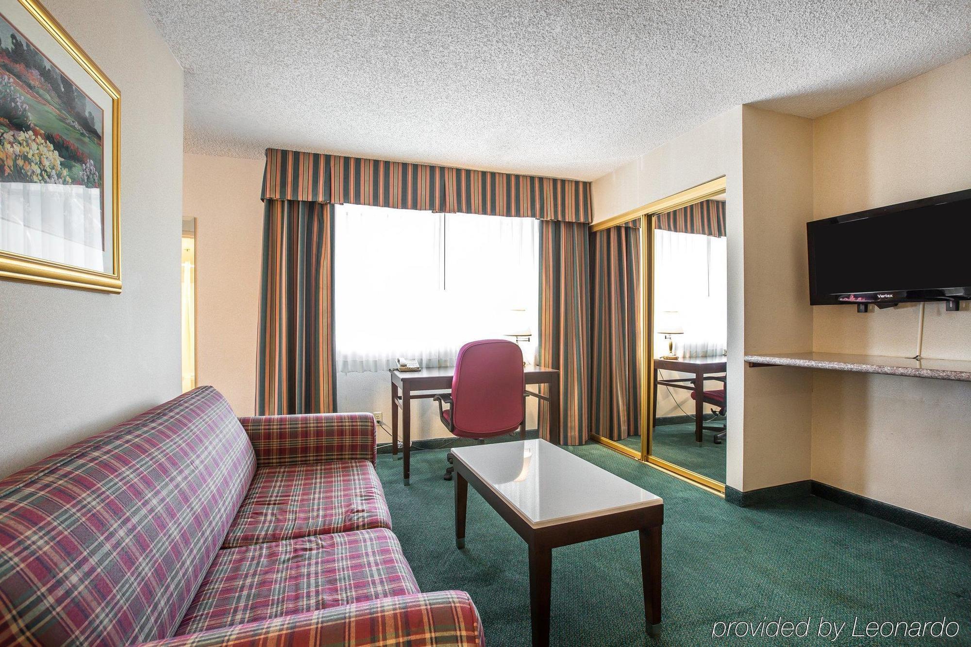 Quality Inn & Suites Walnut - City Of Industry Ngoại thất bức ảnh