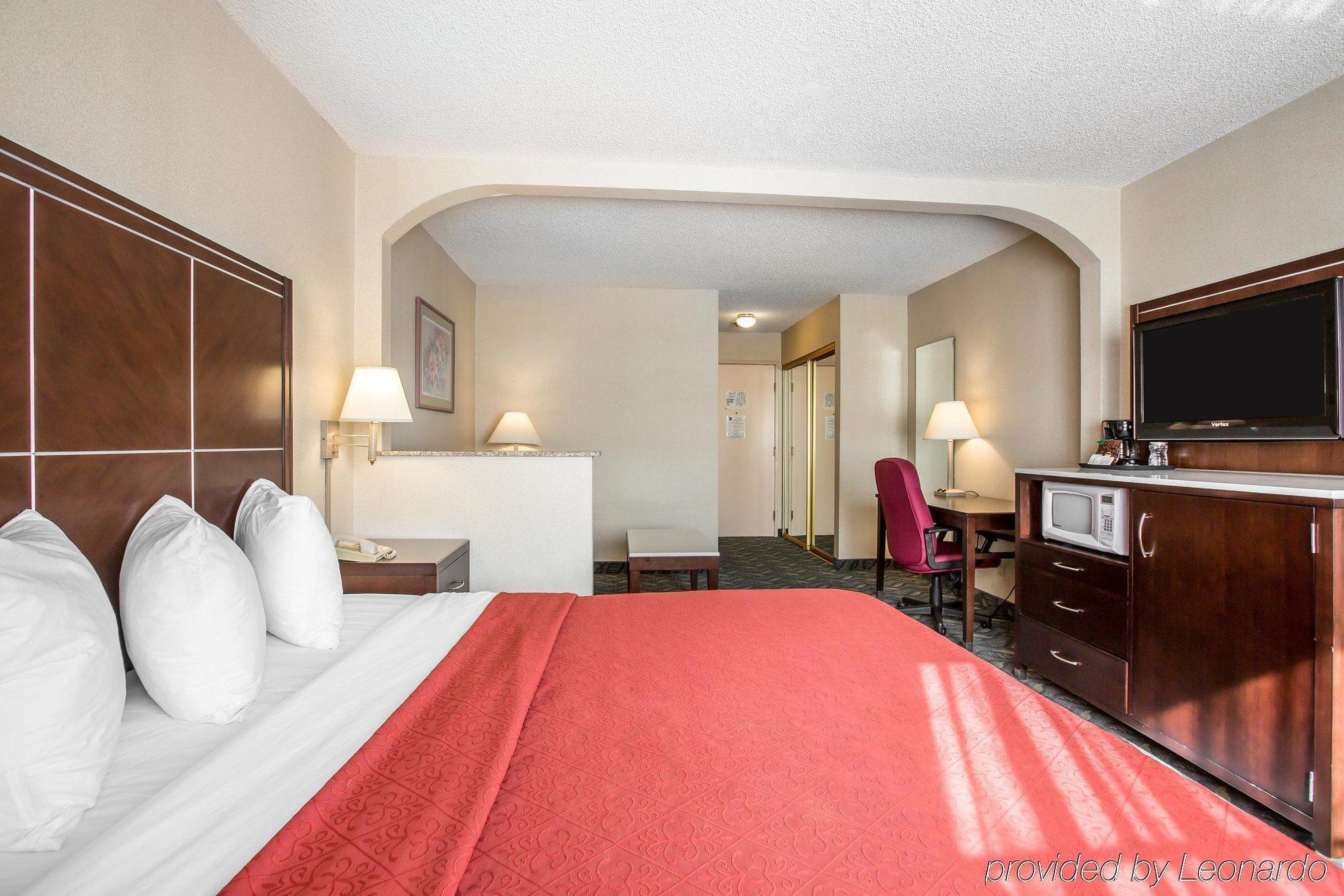 Quality Inn & Suites Walnut - City Of Industry Ngoại thất bức ảnh