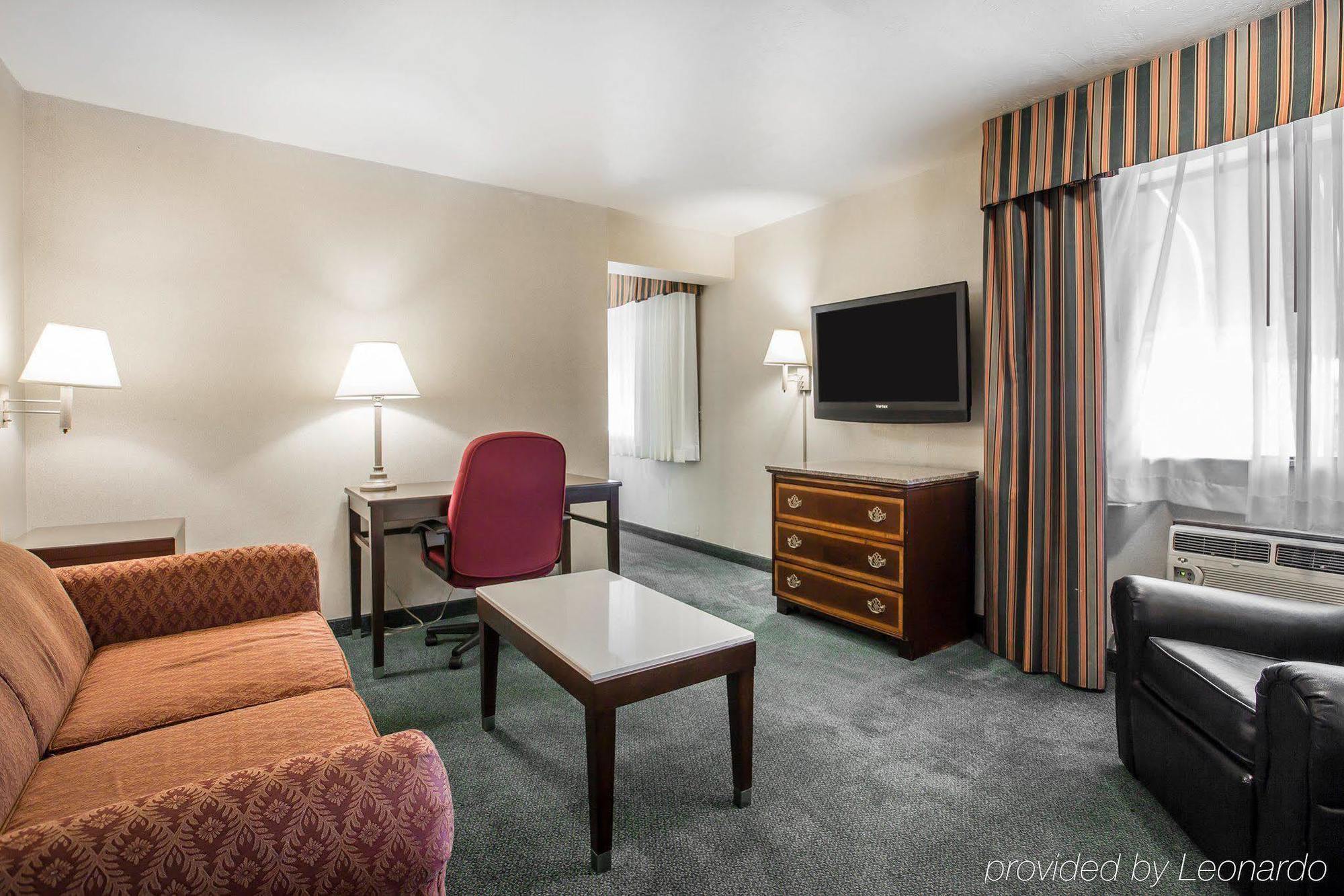 Quality Inn & Suites Walnut - City Of Industry Ngoại thất bức ảnh