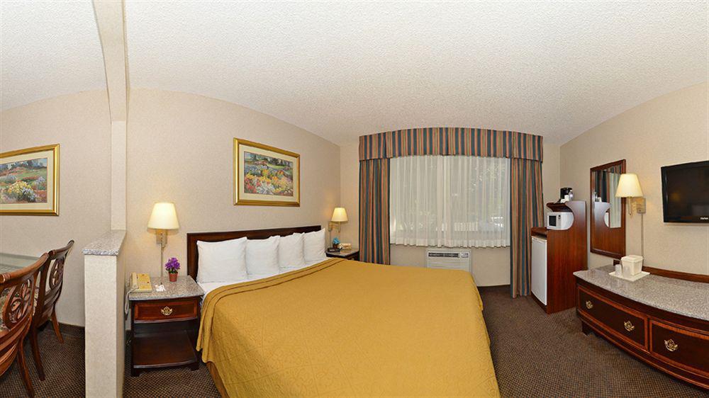 Quality Inn & Suites Walnut - City Of Industry Ngoại thất bức ảnh