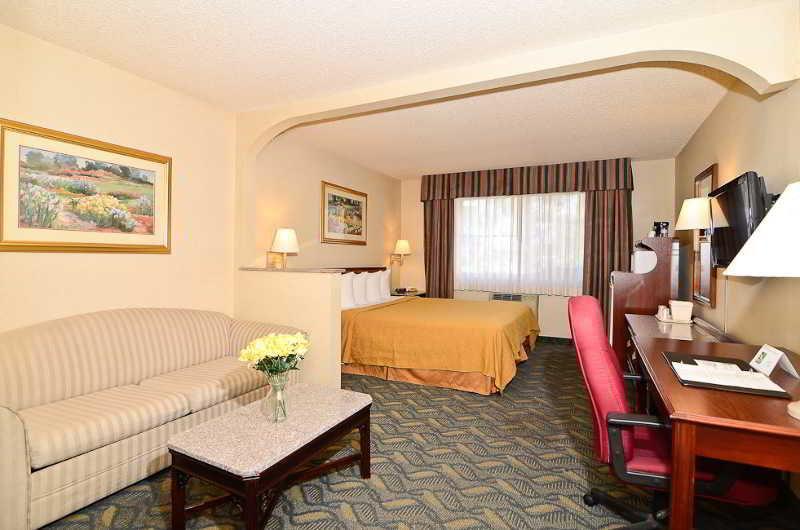 Quality Inn & Suites Walnut - City Of Industry Ngoại thất bức ảnh