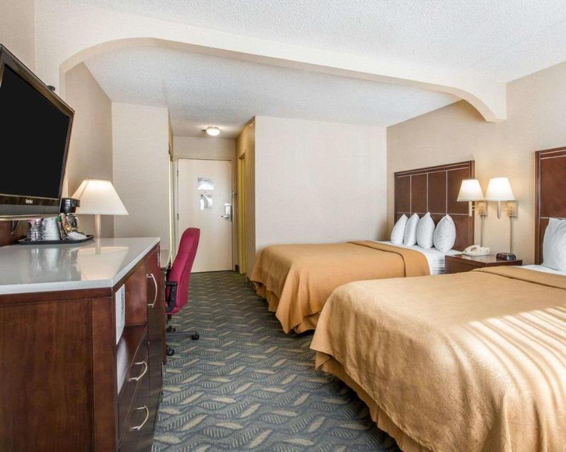 Quality Inn & Suites Walnut - City Of Industry Ngoại thất bức ảnh